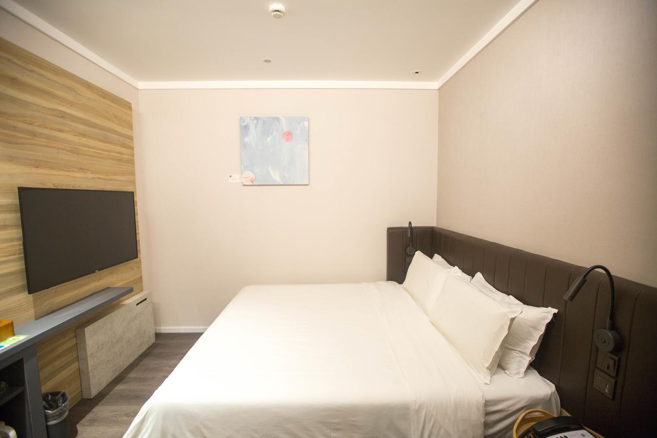 Hanting Premium Hotel Shanghai Plaza 66 المظهر الخارجي الصورة